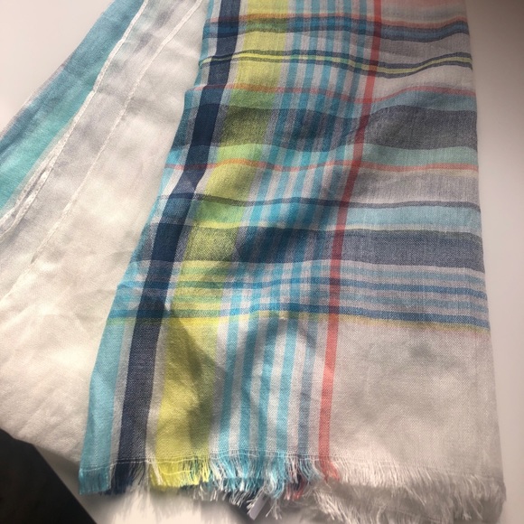 NWT Tommy Hilfiger Plaid Scarf - Picture 6 of 7